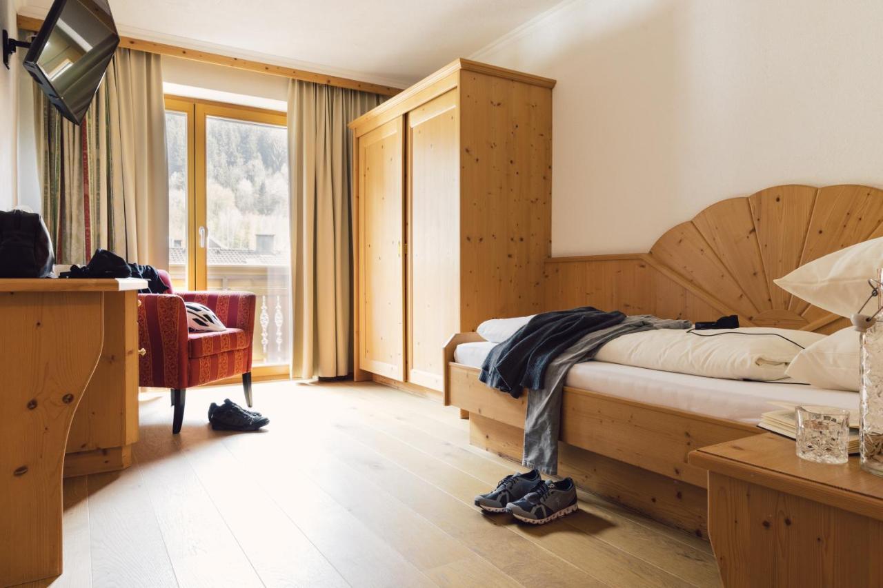 Hotel Jaegerhof Zams Kültér fotó