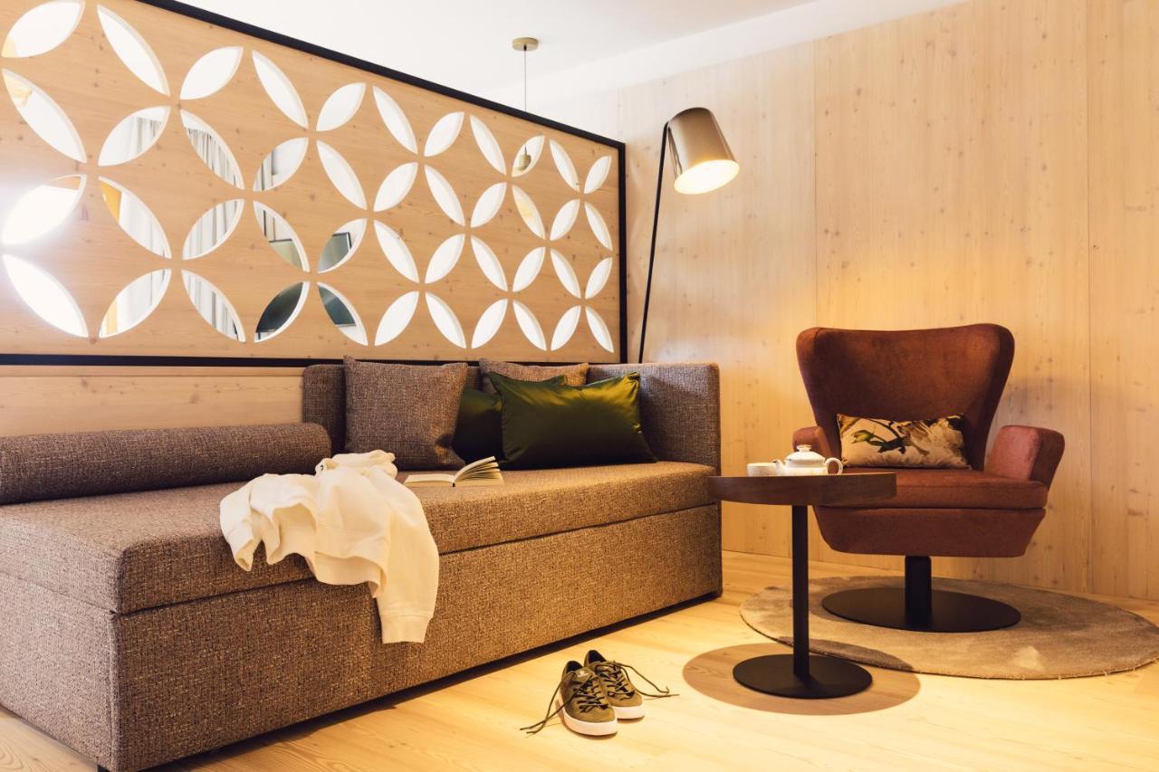 Hotel Jaegerhof Zams Kültér fotó