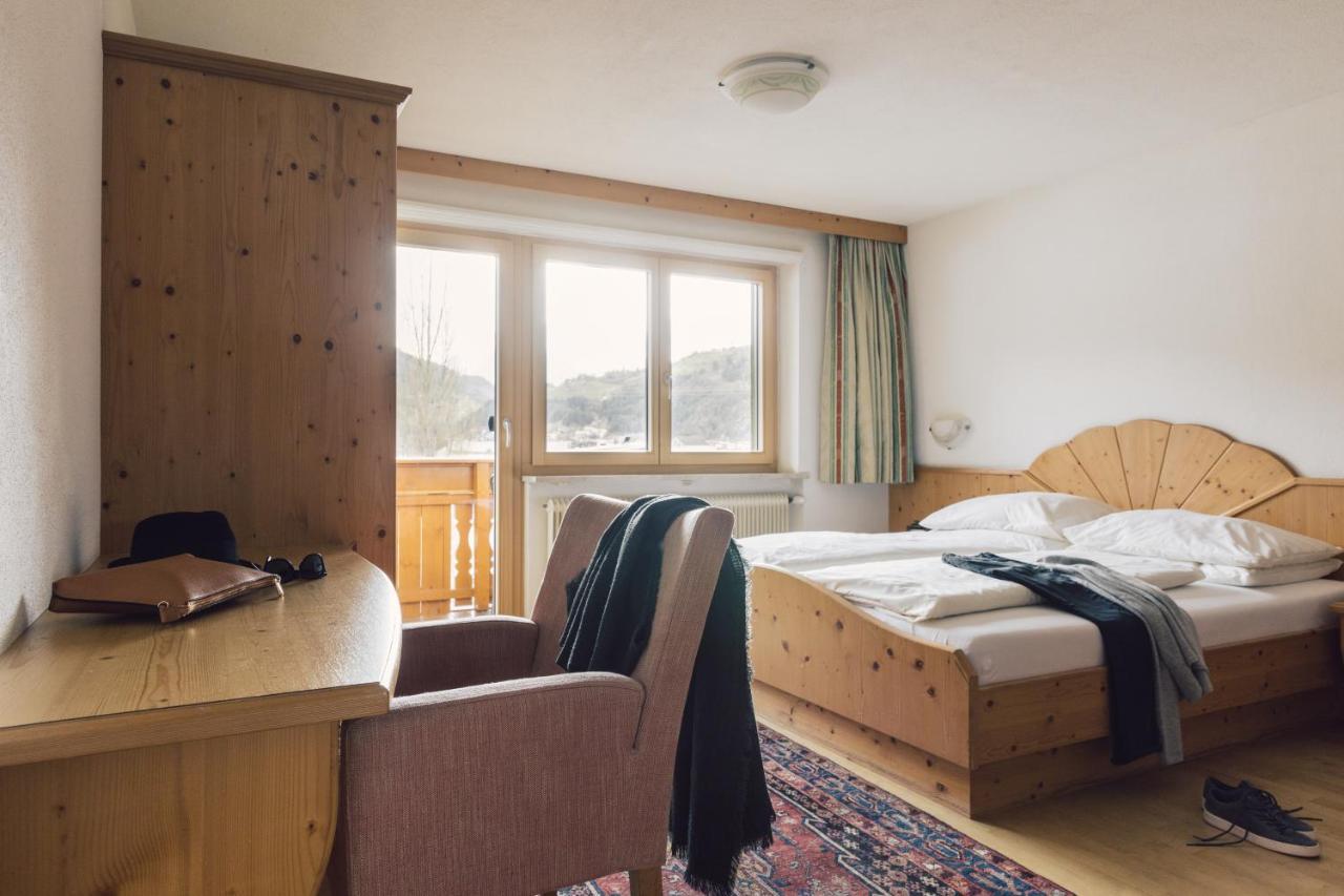 Hotel Jaegerhof Zams Kültér fotó
