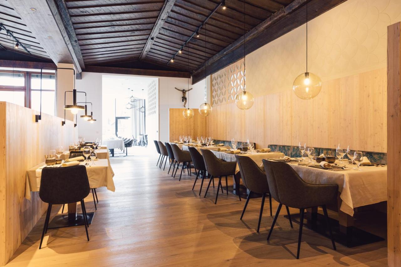 Hotel Jaegerhof Zams Kültér fotó