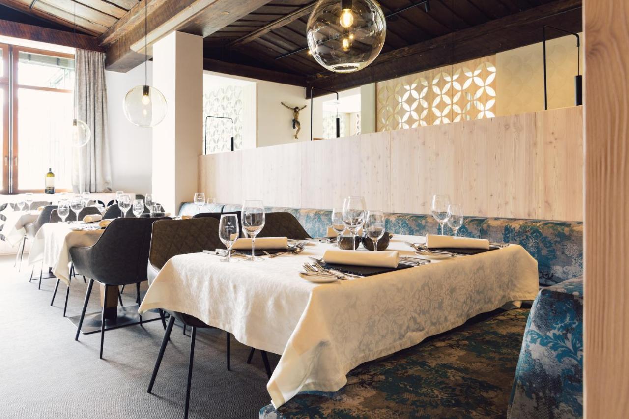 Hotel Jaegerhof Zams Kültér fotó
