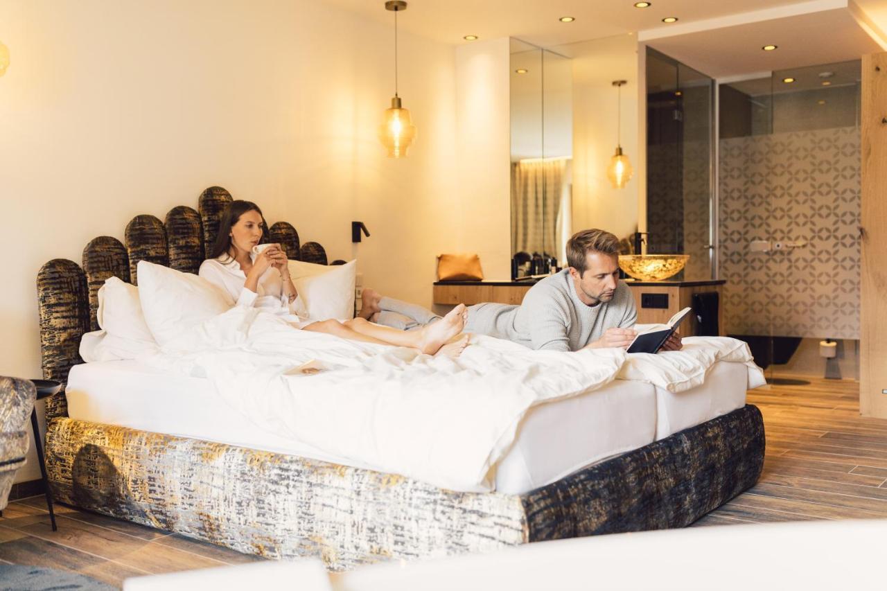 Hotel Jaegerhof Zams Kültér fotó